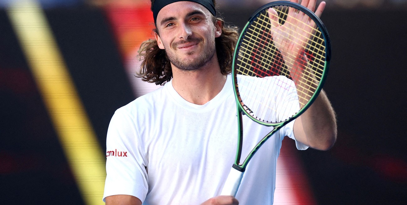 Tsitsipas venció a Khachanov y es finalista del Abierto de Australia