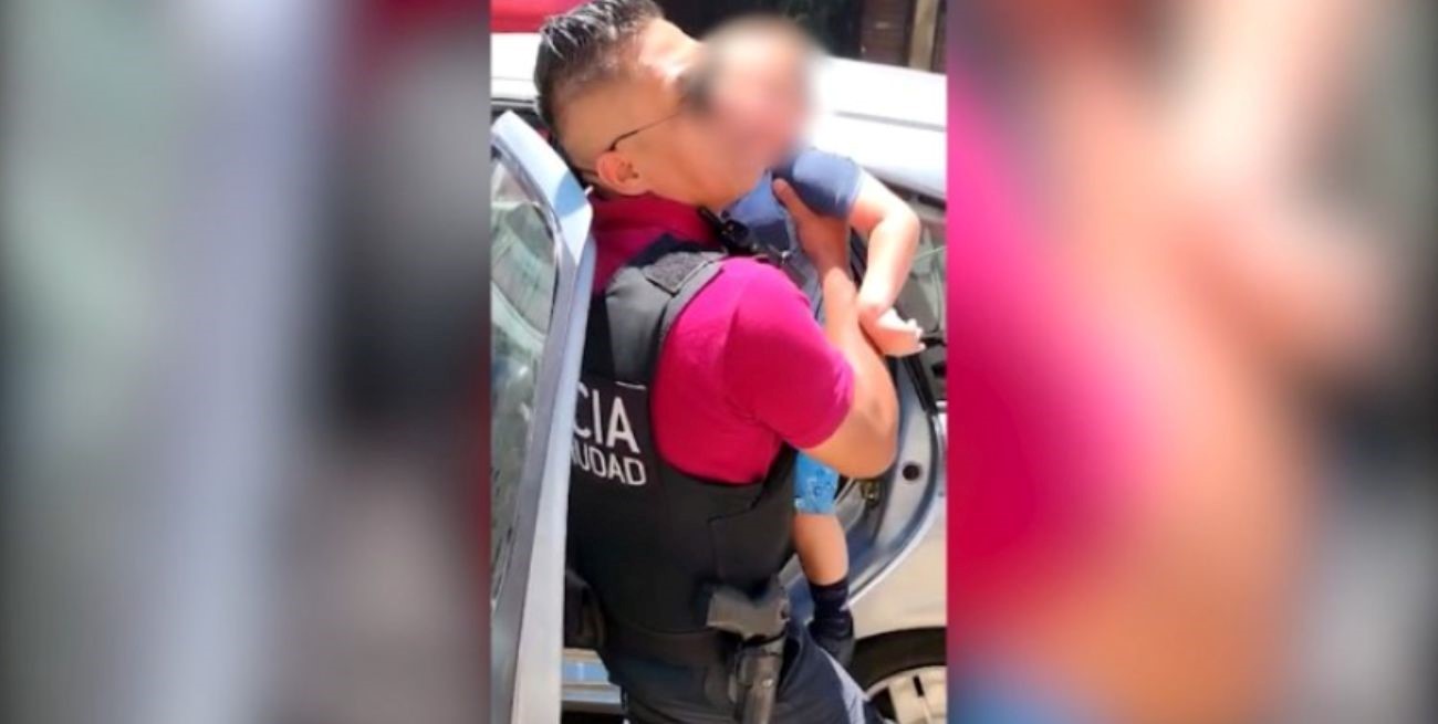 Un nene de 3 años estuvo más de una hora encerrado en el auto bajo el sol hasta que fue rescatado por la policía