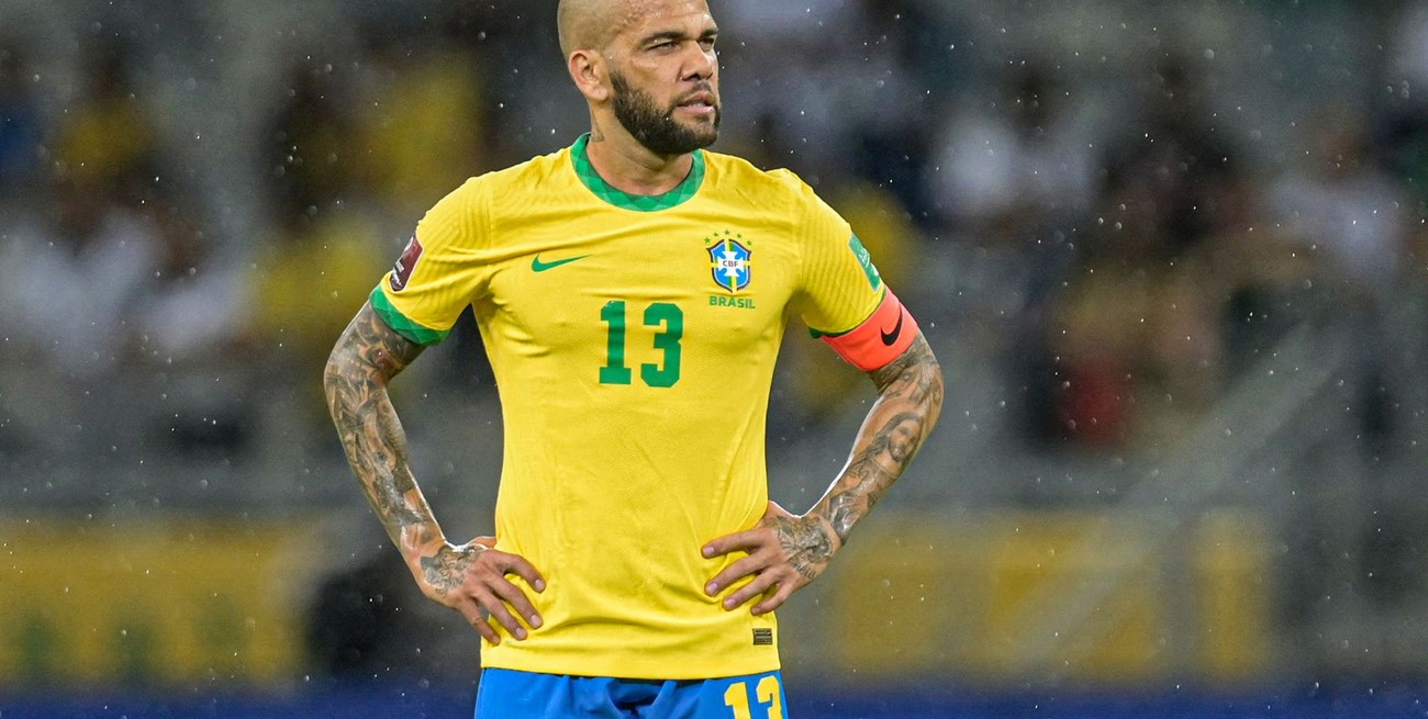 Dani Alves continuará en prisión porque aseguran que "permanece el riesgo de fuga"