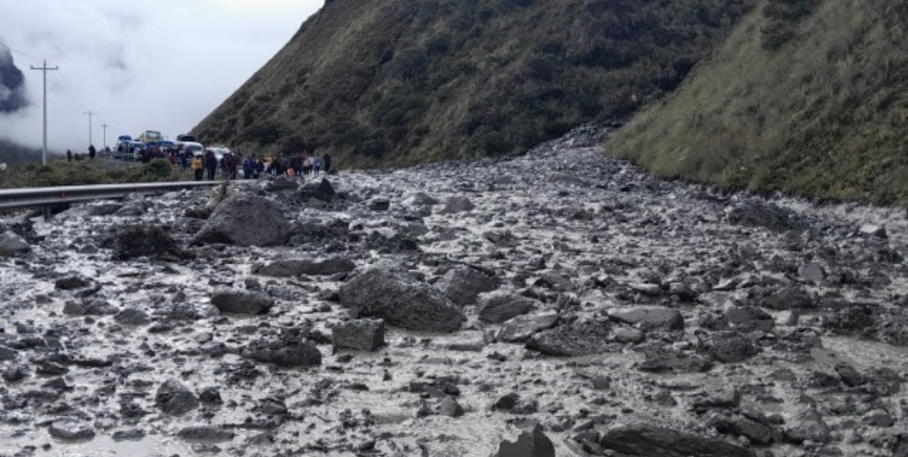 Bolivia: accesos a La Paz cerrados tras un deslave en Pongo