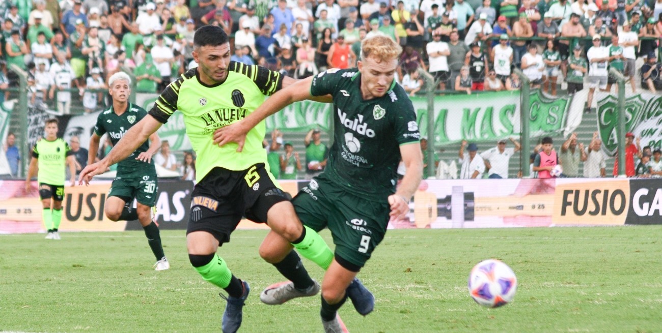 Barracas Central y un triunfo ante Sarmiento plagado de goles y polémicas