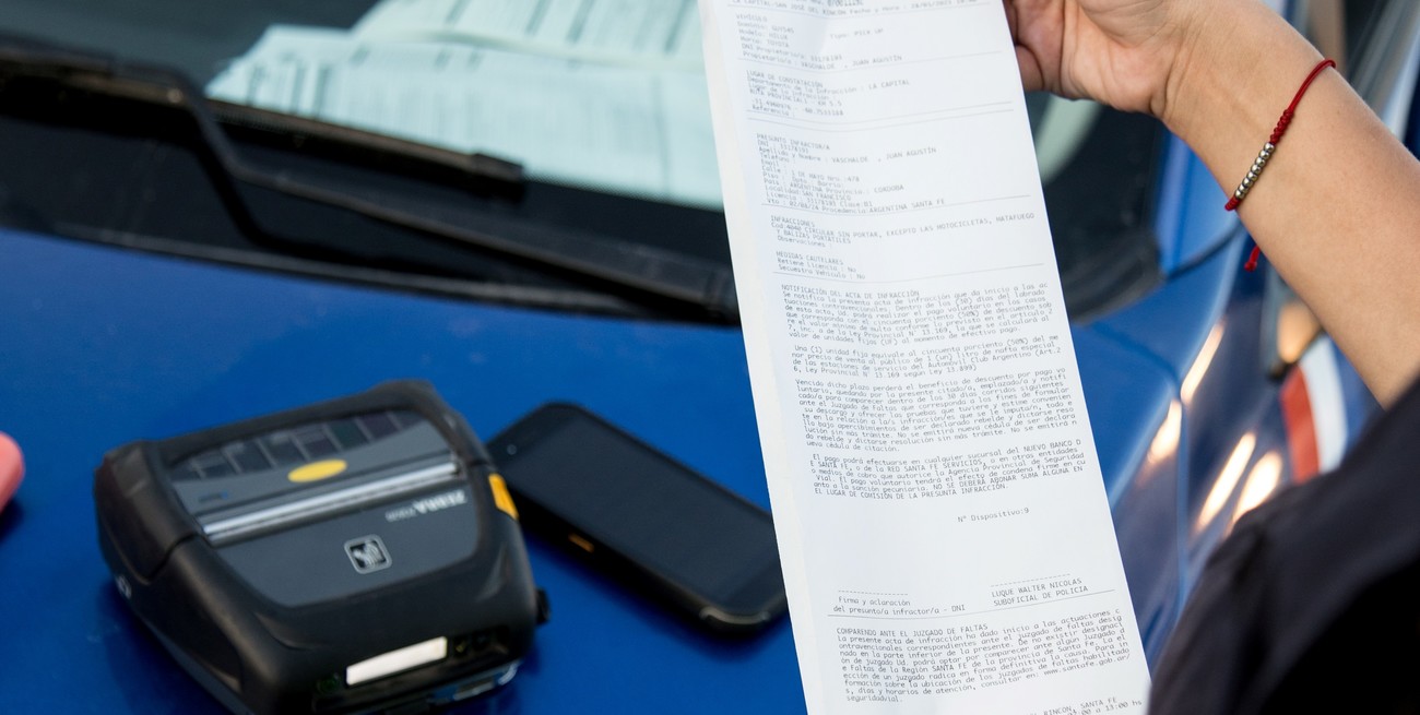 Alerta conductores: rige en Santa Fe un nuevo labrado de actas de infracción en tiempo real
