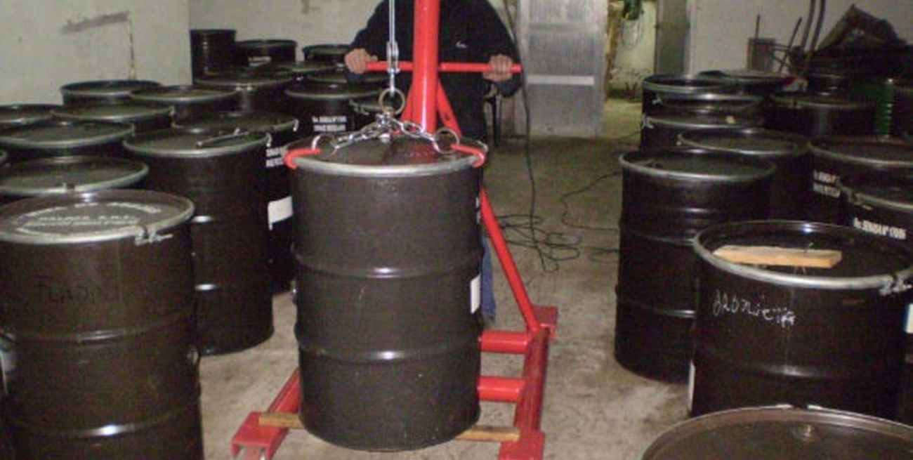 Se salvaron de las abejas pero los agarró la policía