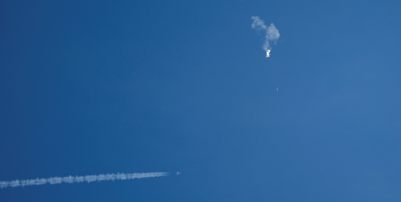Estados Unidos derribó otro objeto volador cerca de la frontera con Canadá