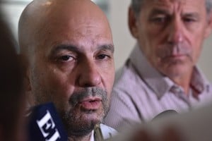 El flamante ministro de Seguridad provincial se reunió con el intendente de Santa Fe. Crédito: Mauricio Garín.