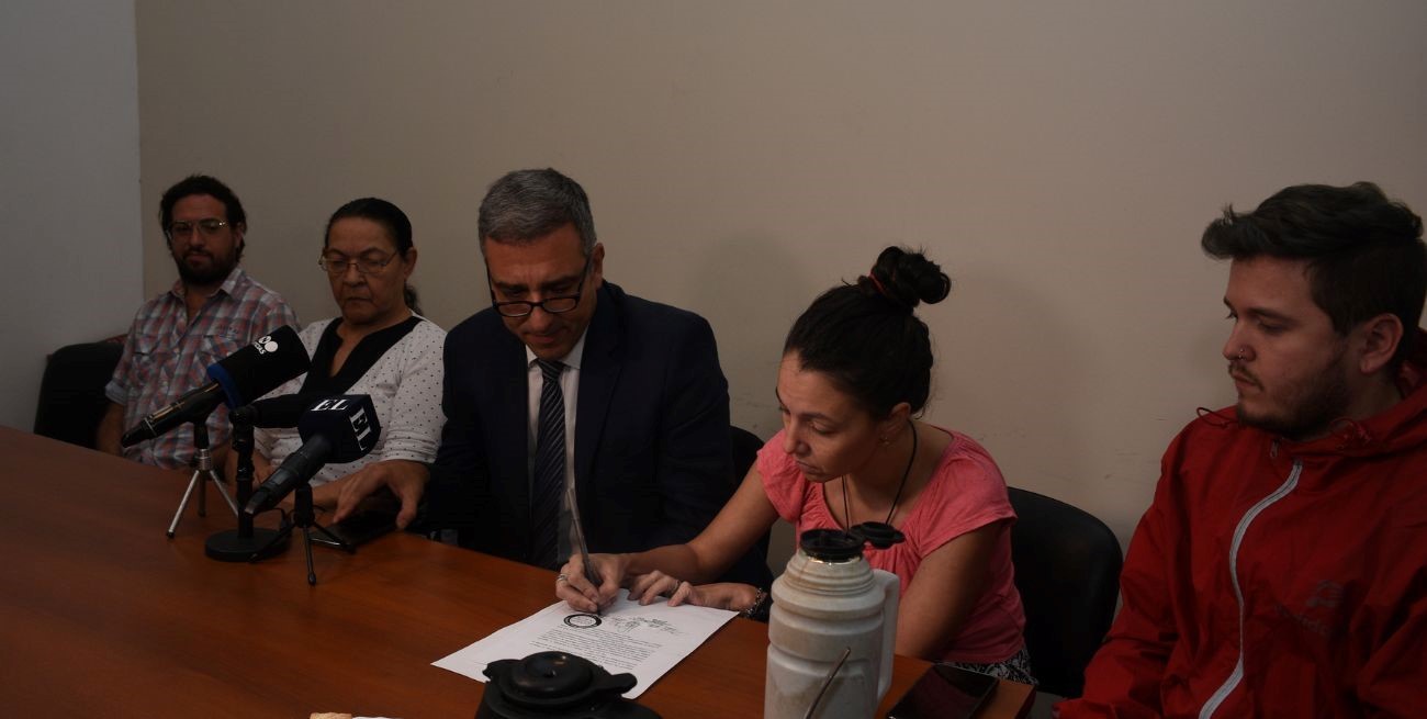 Víctimas de la inseguridad le entregarán una carta a Perotti