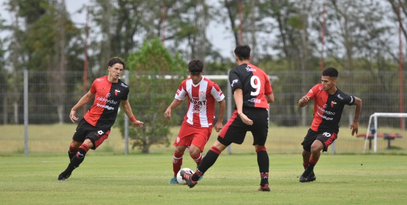 Colón venció a Unión por 1 a 0 y se quedó con el clásico de reserva