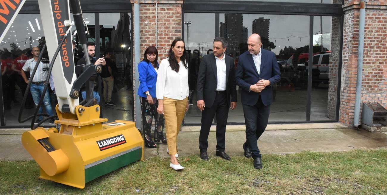 Cabandié llegó a Santa Fe y se reúne con Perotti