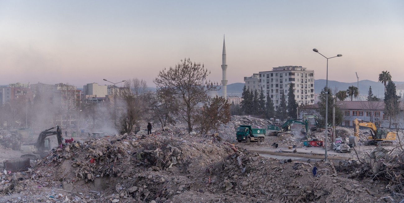 Milagro en Turquía: hallan otras tres personas con vida 13 días después del sismo