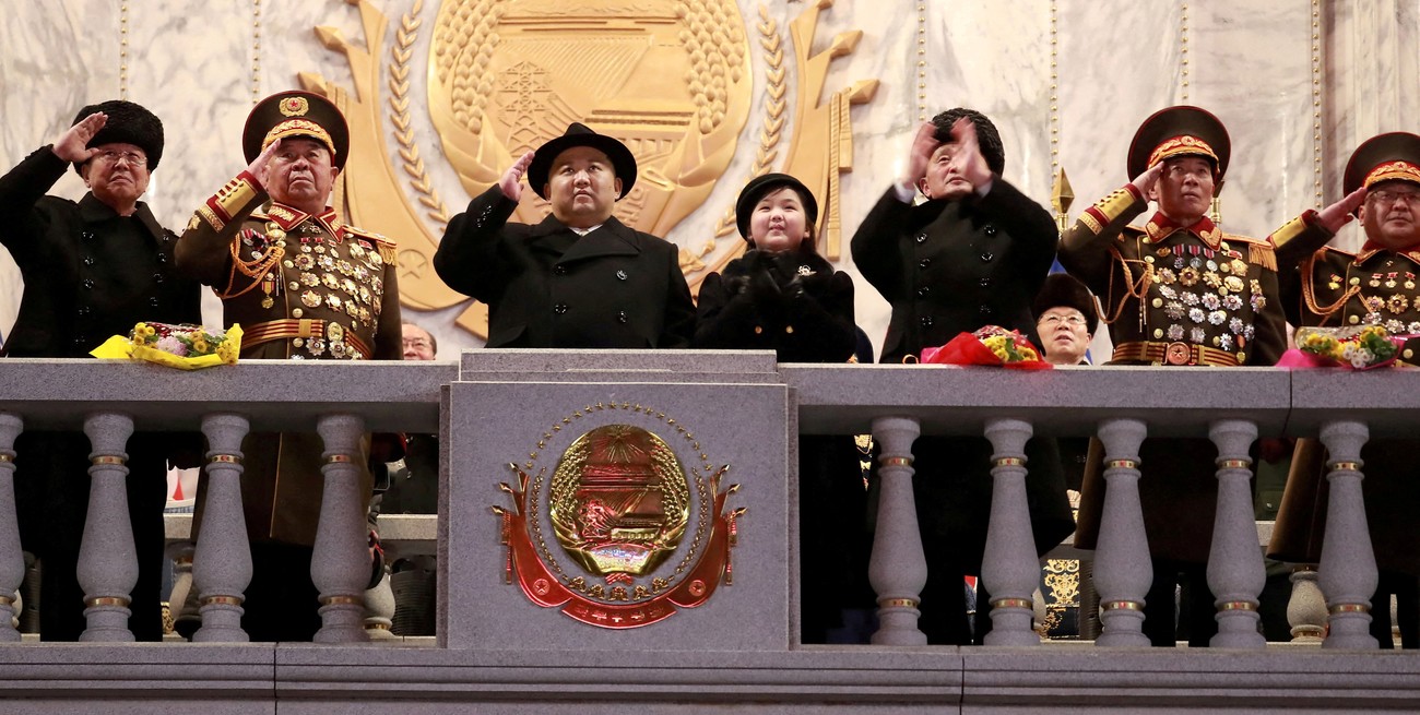 Un misil de Corea del Norte voló 900 kilómetros antes de caer en aguas de Japón