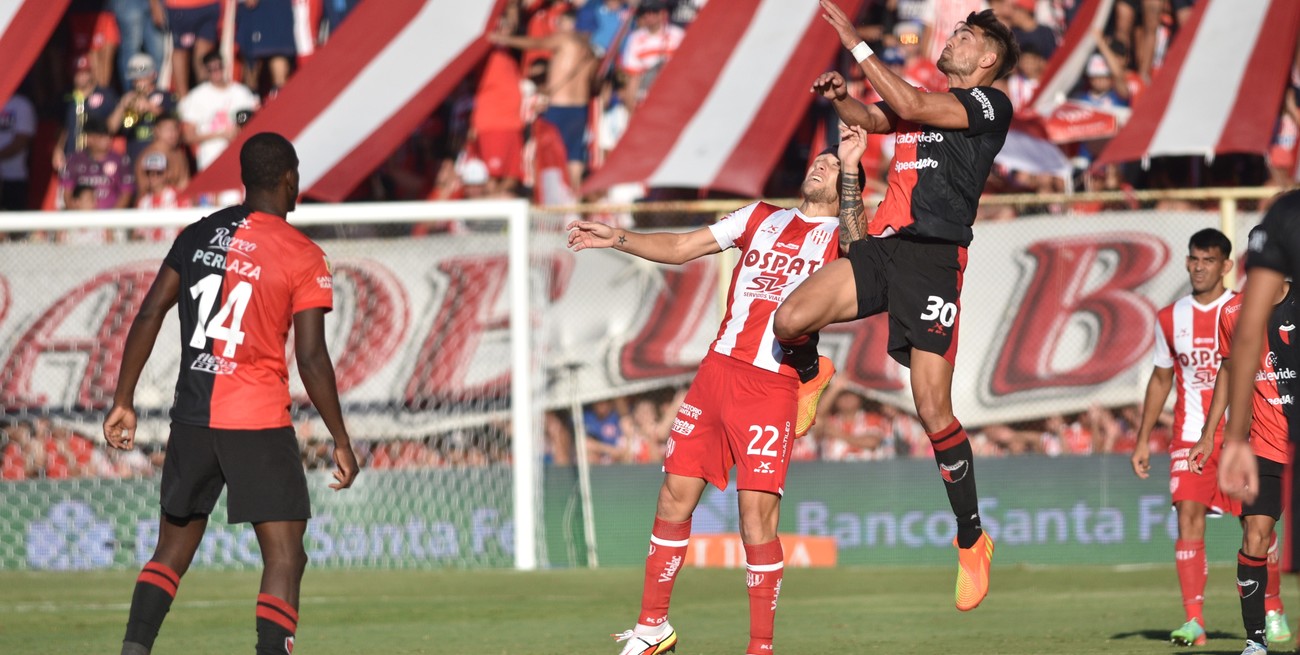 Luego de este pobre empate, más que nunca, "los clásicos no se pierden"