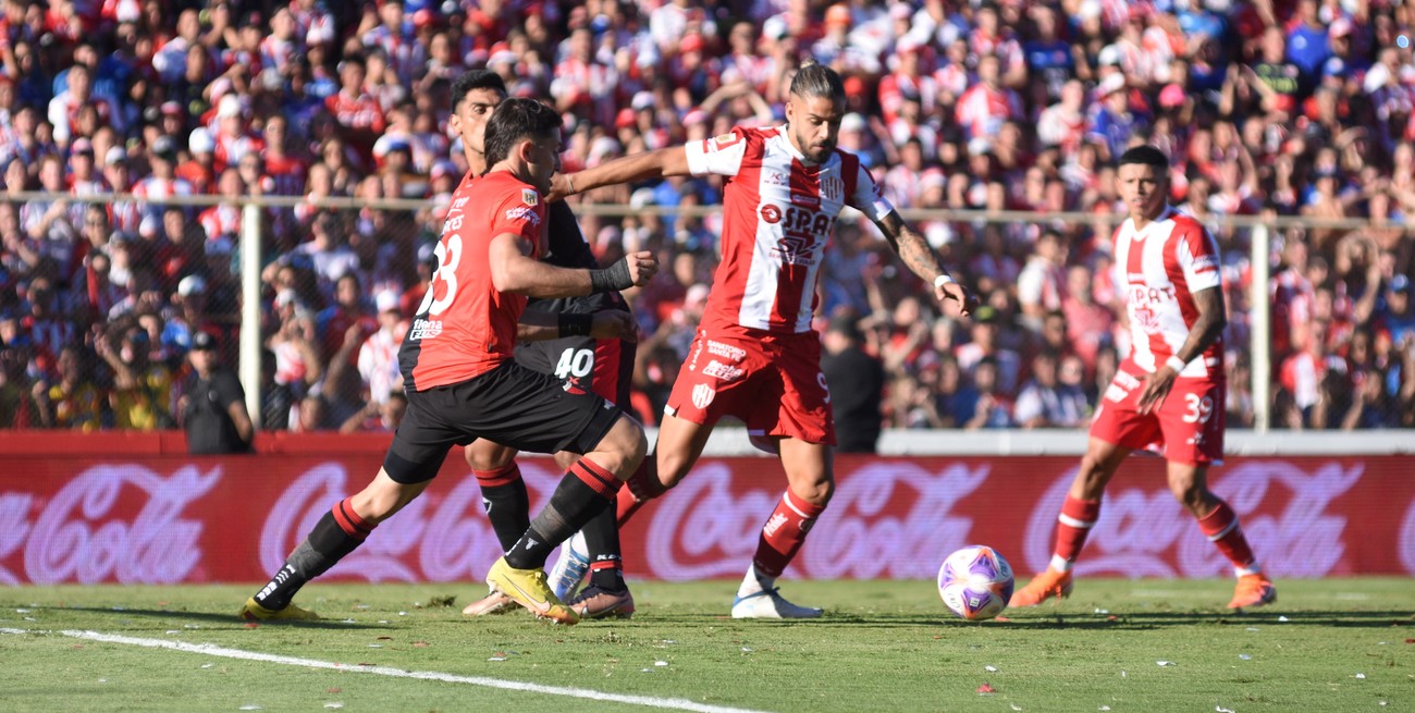 A Unión y a Colón los atrapó la mediocridad