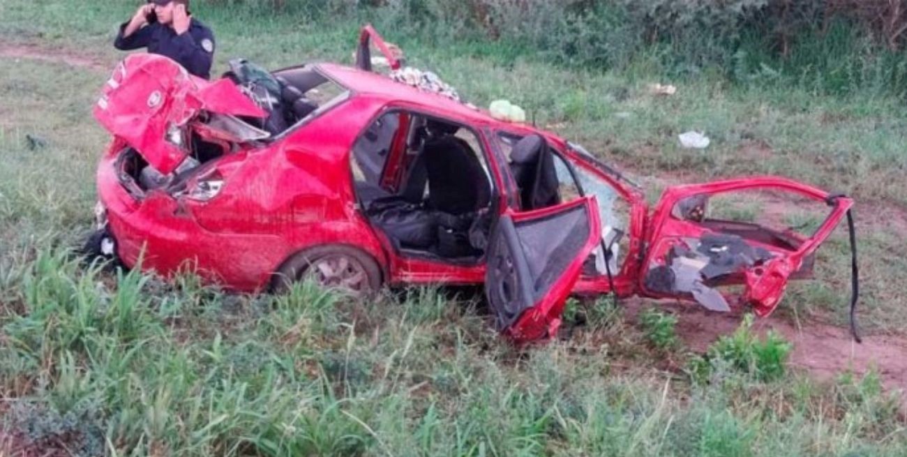 Choque fatal entre un auto y un micro en Ruta 34: dos muertos