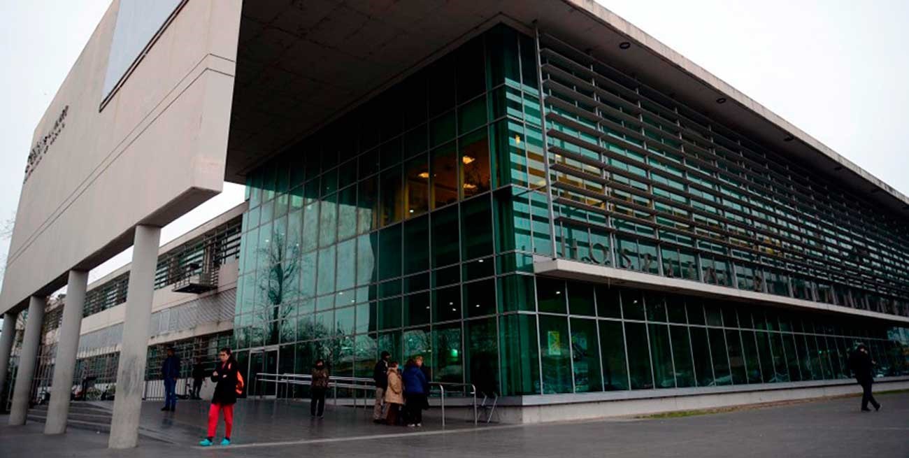 Asesinaron a tiros a una mujer e hirieron a su madre en Rosario