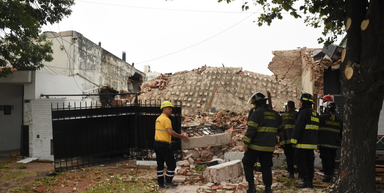 Explosión en Santa Fe: las pericias iniciales confirman que se trató de una fuga de gas