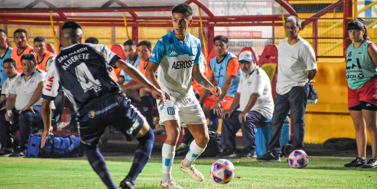 Racing no la tuvo fácil para superar a San Martín de Formosa por Copa Argentina