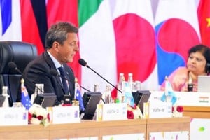 Sergio Massa, ministro de Economía, en las sesiones sobre Arquitectura Financiera Internacional, Finanzas Sostenibles e Infraestructura. - TELAM SE 2022. Queda expresamente prohibida la utilización de este contenido sin citar la autoría de TELAM, la omisión de este requisito es violatorio del Régimen Legal de la Propiedad Intelectual, Ley 11.723. lo que habilita el reclamo de nuestros derechos por vía judicial. Crédito: Ministerio de Economía