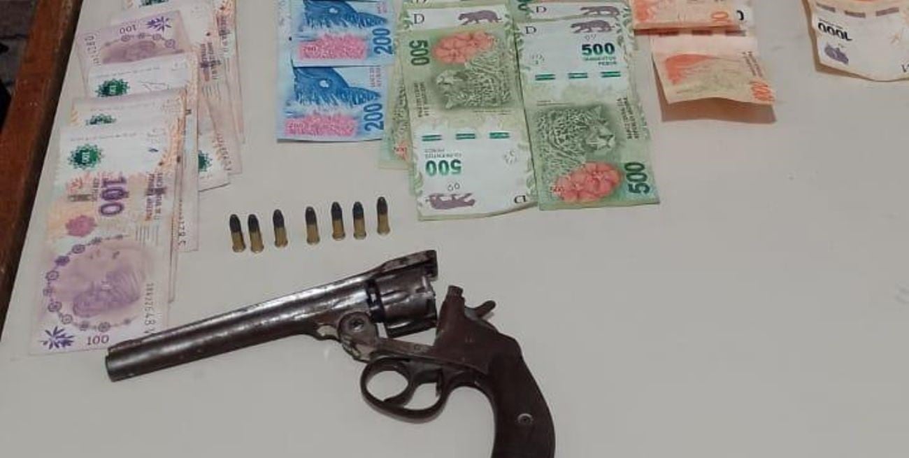 Secuestraron dinero en efectivo y armas de fuego en distintos operativos provinciales