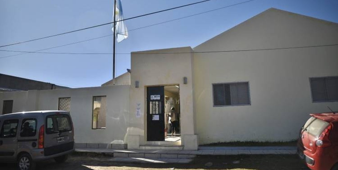 Robo y daños en la escuela Juan Apostol Martínez