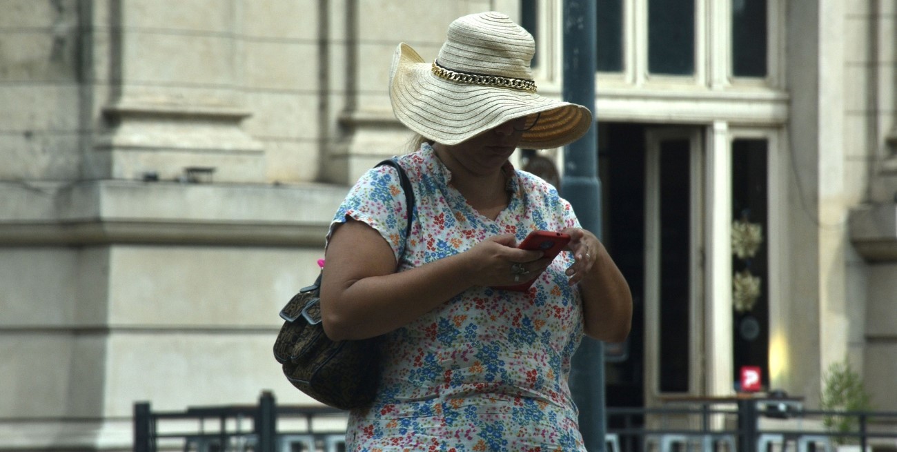 Las altas temperaturas y el alerta seguirán este jueves en la ciudad de Santa fe