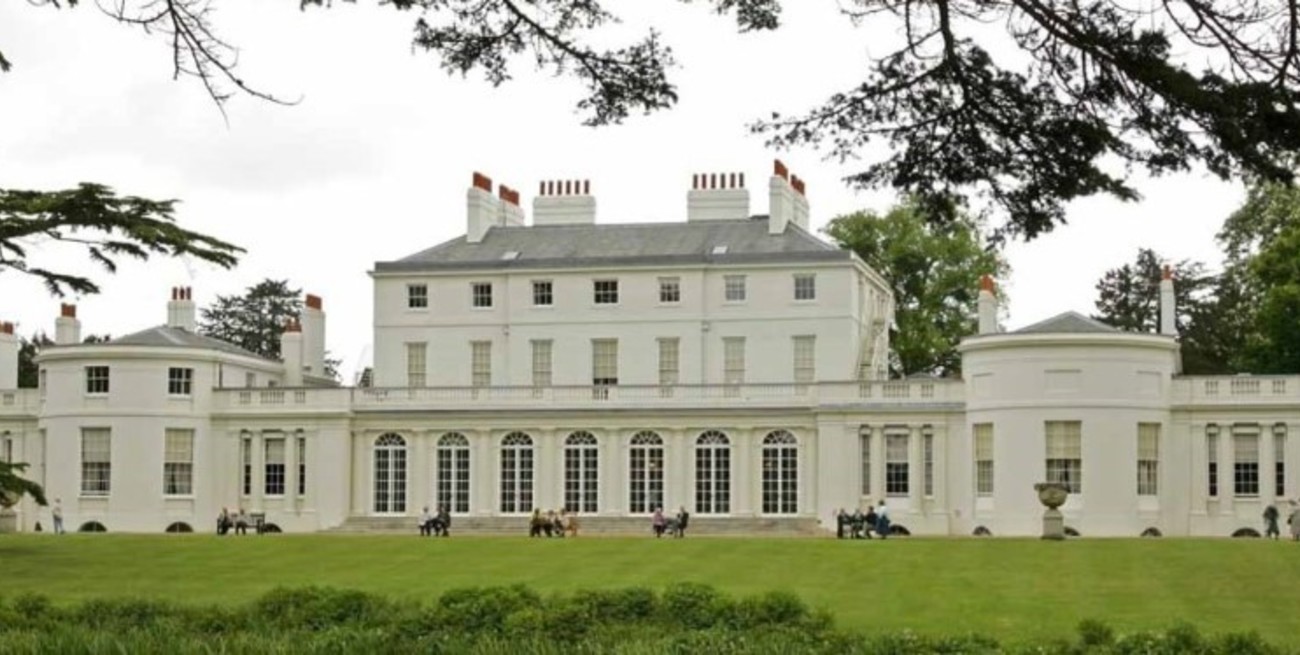 Carlos III mandó a desalojar la residencia de los duques de Sussex