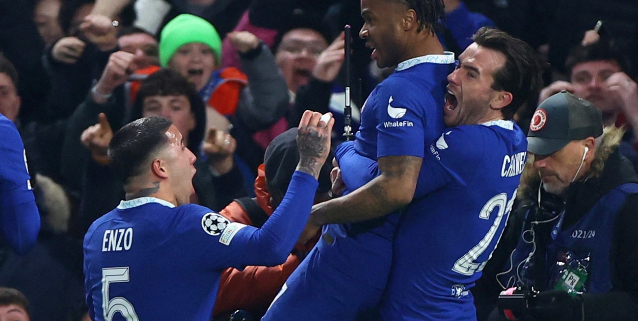 Chelsea, con Enzo Fernández, dio vuelta la serie y se clasificó a los cuartos de final de la Champions
