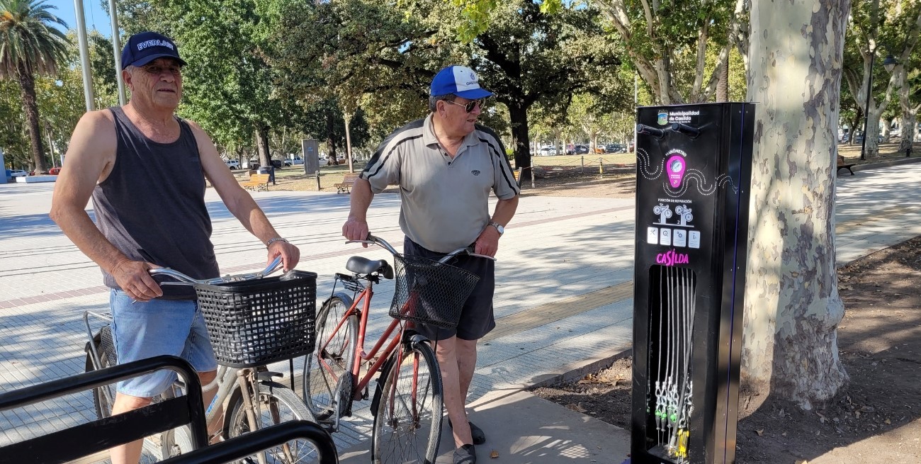 Casilda puso en marcha una estación pública para reparar bicicletas