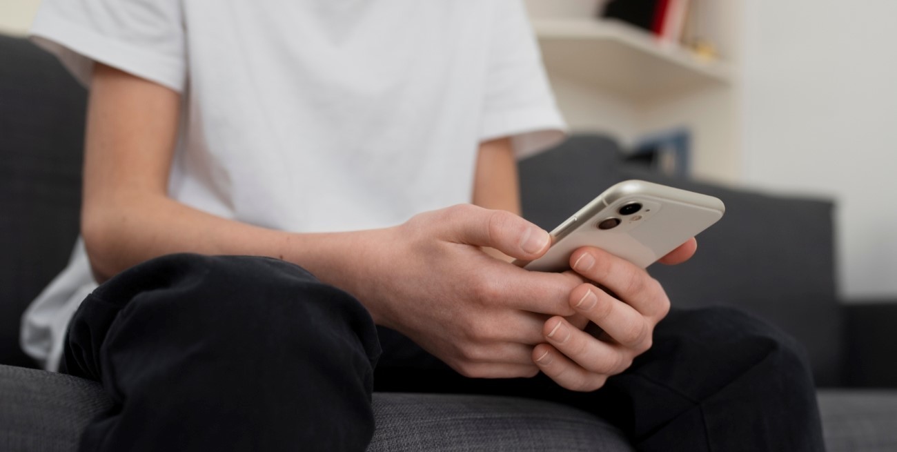 Menores de edad y los peligros de Internet: crecen los casos de grooming 