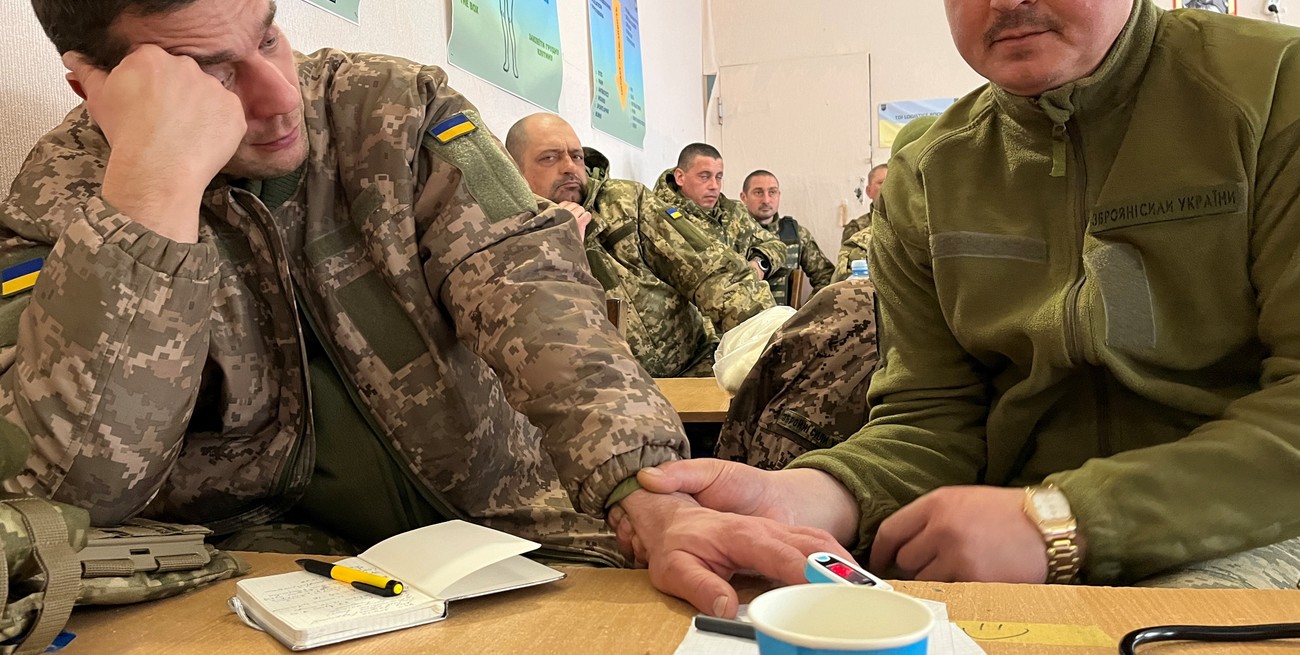 Protocolo March: la metodología que utiliza Ucrania para formar soldados médicos en tres semanas