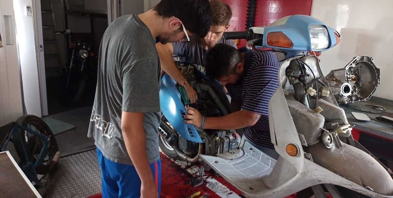 Avanza en la implementación de las Aulas Talleres Móviles (ATM)