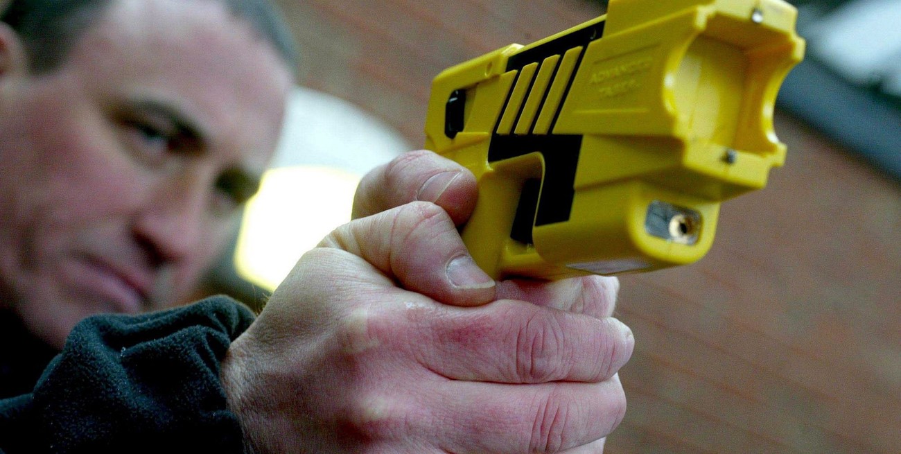 Ciudad de Santa Fe: se abrió la polémica ante la
idea de que la Guardia Urbana use pistolas taser