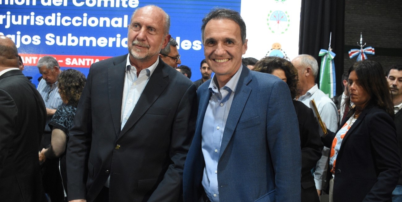 En medio del agitado clima político Perotti recibe a funcionarios nacionales