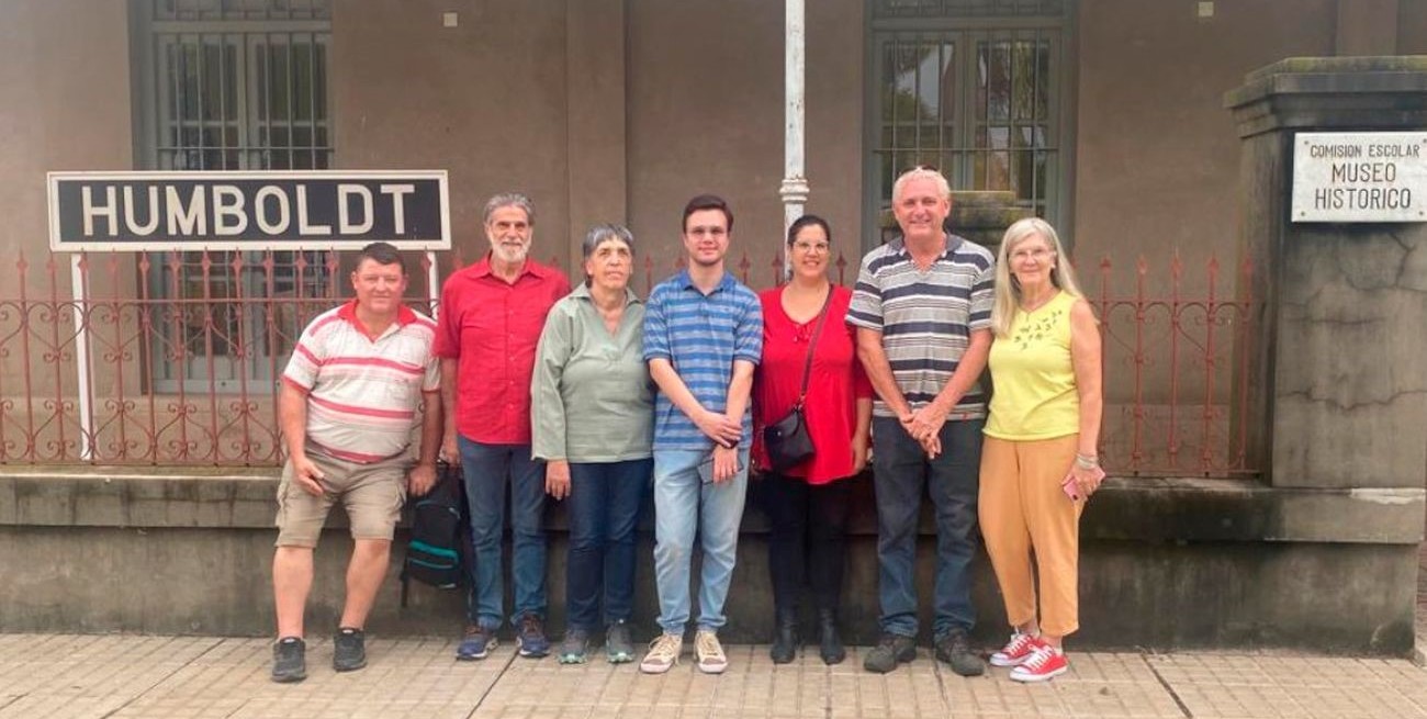 Turistas suizos visitaron Humboldt y fueron recibidos por autoridades comunales