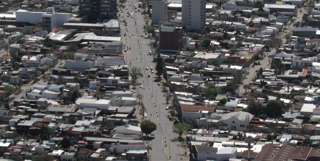 Buscan potenciar la Av. Facundo Zuviría como un centro comercial a cielo abierto
