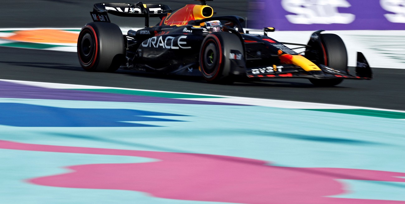 GP de Arabia Saudita: Max Verstappen dominó los entrenamientos libres en Yeda
