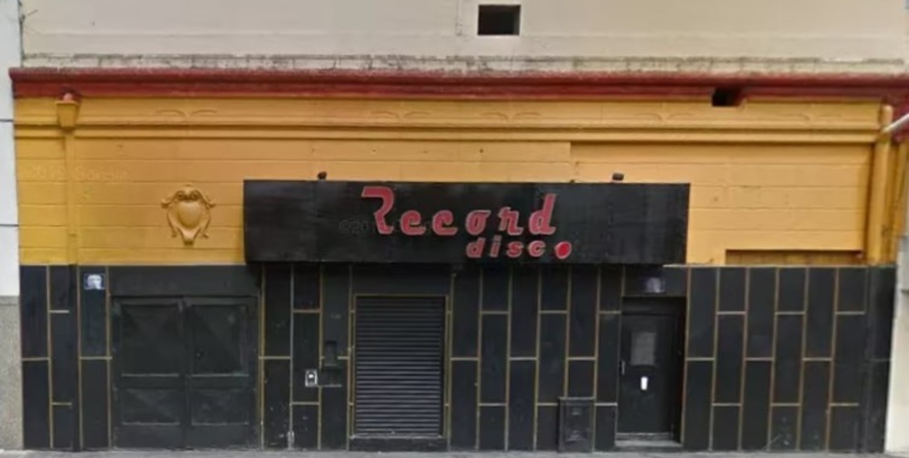 Se investiga: cayó muerto mientras bailaba en un boliche de La Plata
