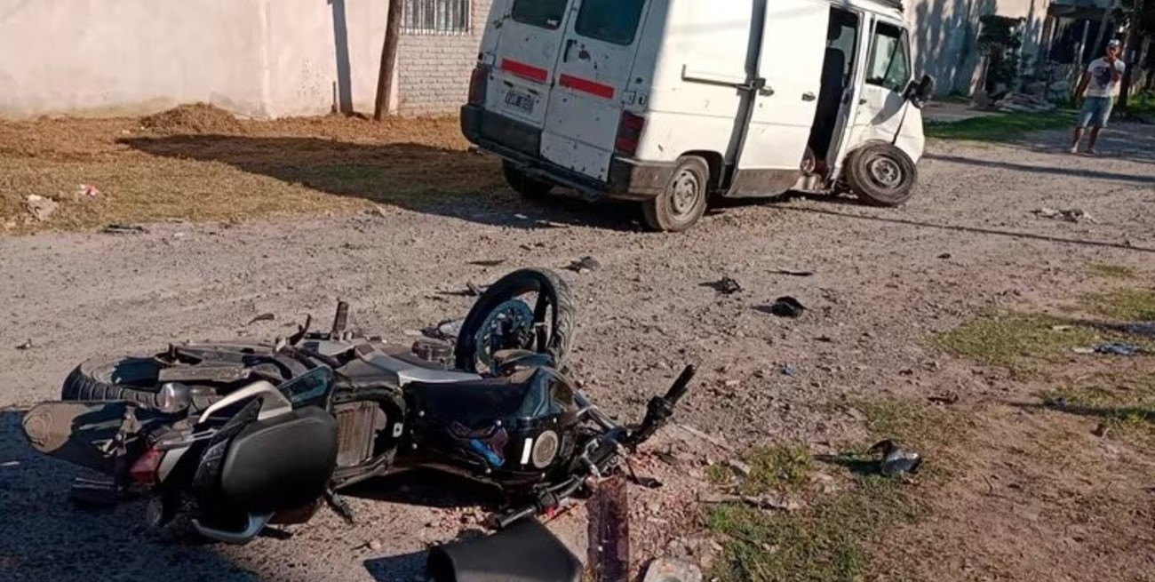 Tiene 17 años, lo apodan "Papichulo" y fue detenido 28 veces en La Plata