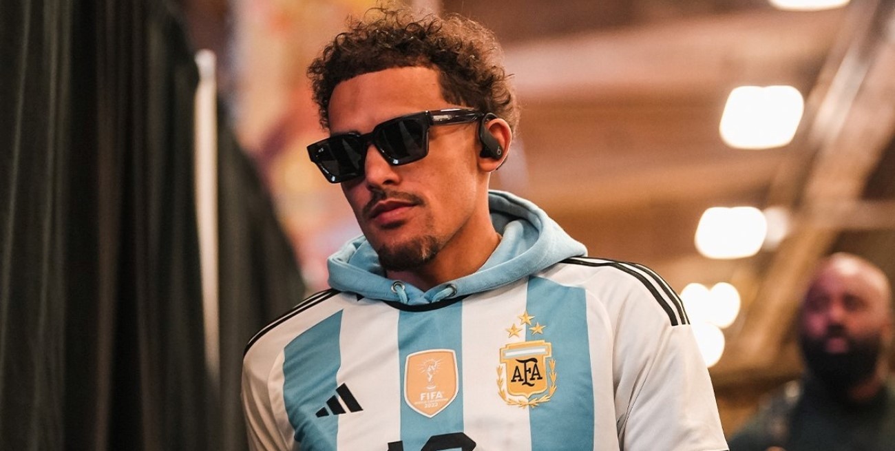 Trae Young, figura de los Atlanta Hawks, llegó a un partido de la NBA con la camiseta de Lionel Messi