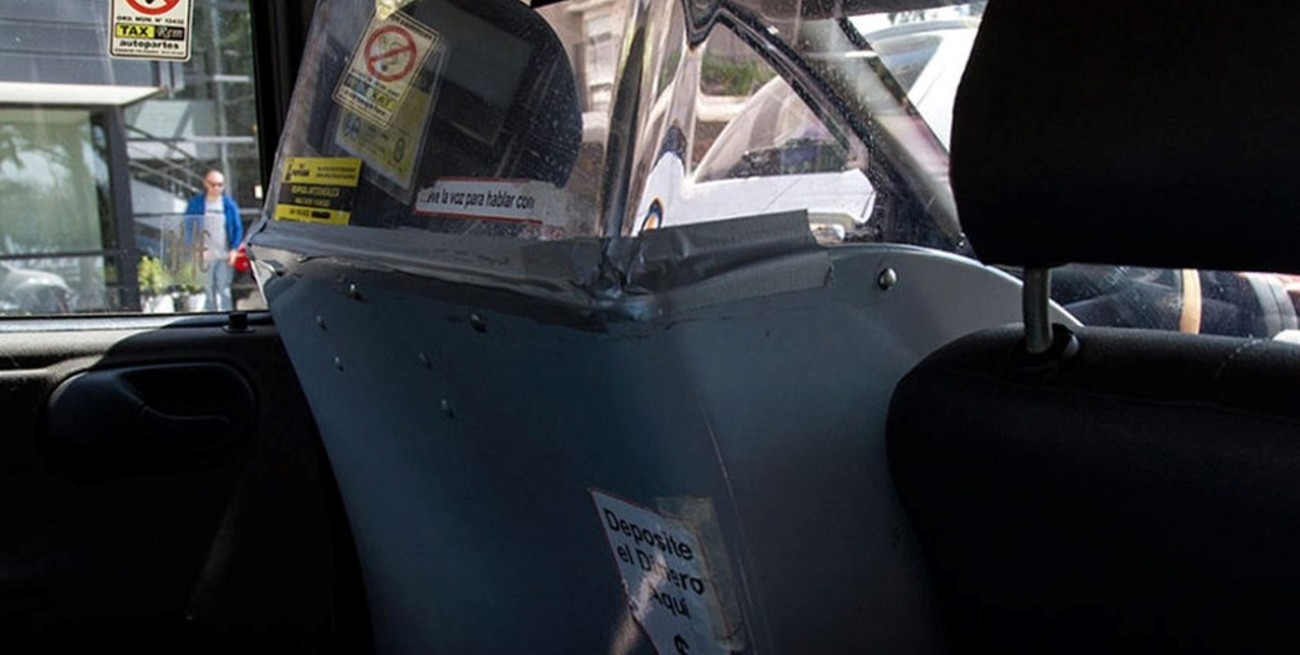 Taxistas de Santa Fe insisten para que se coloquen mamparas antivandálicas