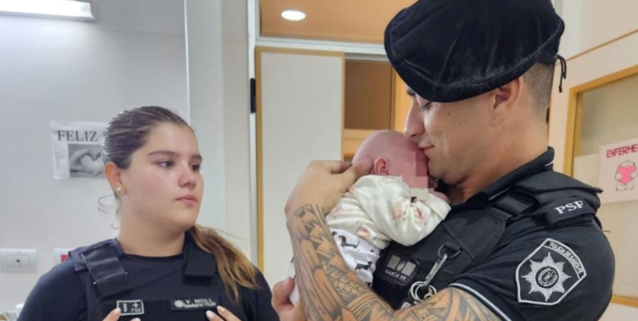 Policías venadenses salvaron a una bebé que se estaba broncoaspirando