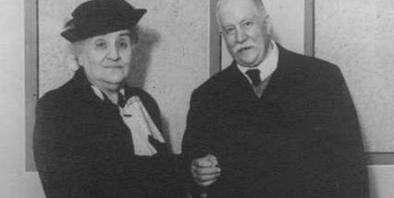 Entre cacharros y elegantes salones: Amelia Larguía de Crouzeilles