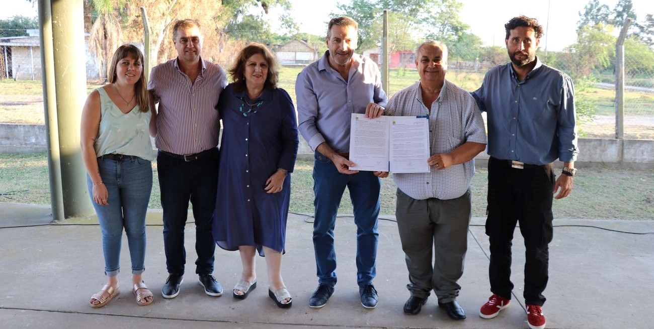 Sellan acuerdo para mejorar una traza en Arocena