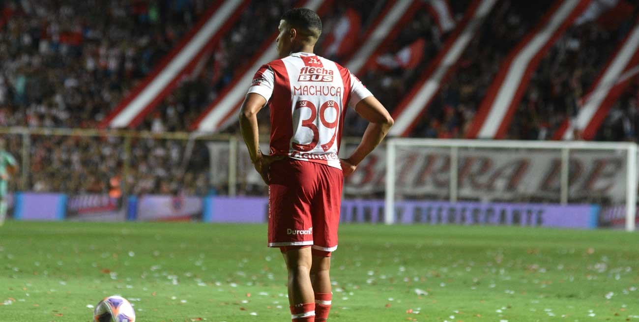 Balearon la casa de los padres del  jugador de Unión Imanol Machuca