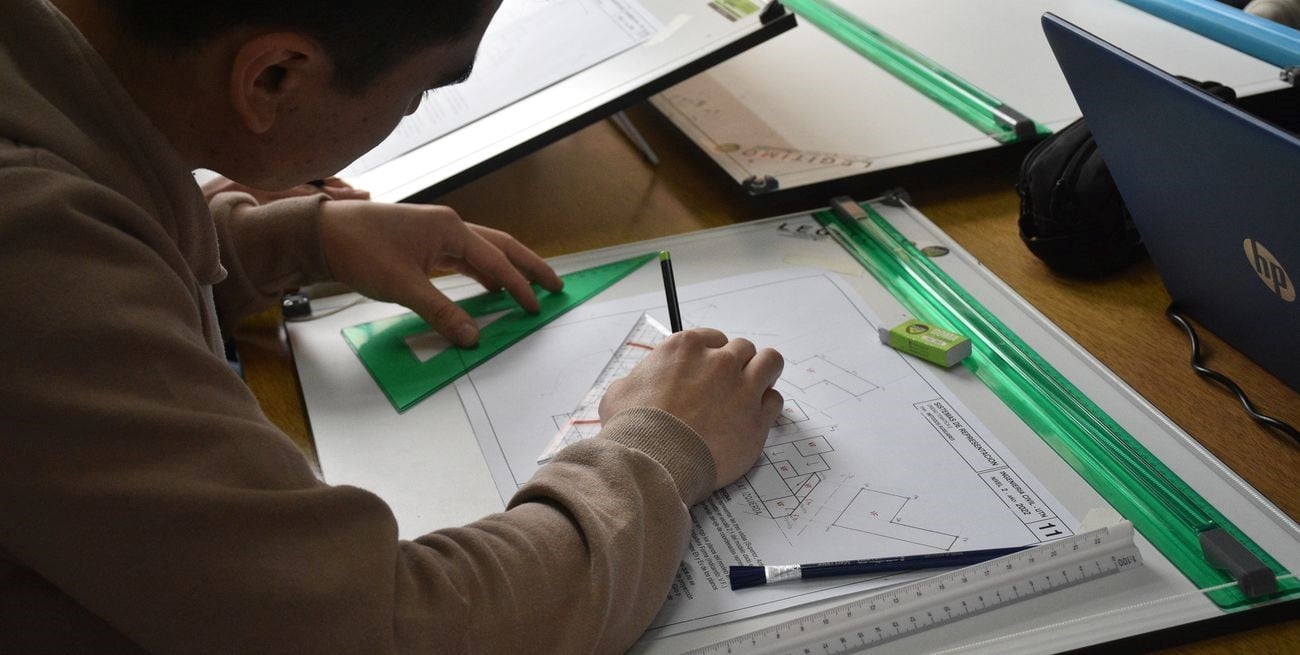 Las ingenierías repuntan: aumentó un 15 % el ingreso a las carreras de la UTN Santa Fe