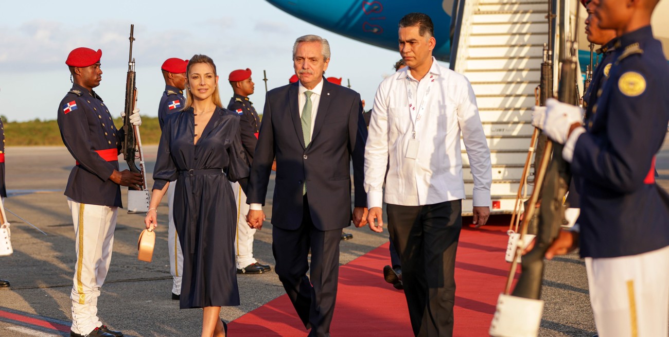 Alberto Fernández llegó a República Dominicana para participar de la Cumbre Iberoamericana
