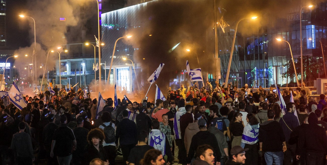 El gobierno de Israel aplazó la controvertida reforma judicial