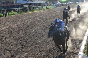 Extended Options se queda con comodidad con el triunfo en el Especial Iniciación – Copa UTTA-OSPAT.
Crédito: Eduardo Seval