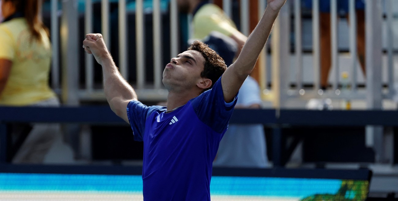 Francisco Cerúndolo venció a Auger Aliassime y se metió en los octavos del Masters 1000 de Miami