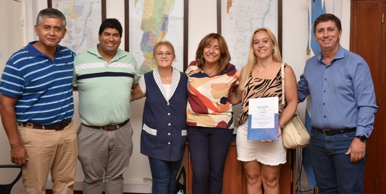 Firman convenio para obras de infraestructura en el Jardín Nº 70 de Pilar