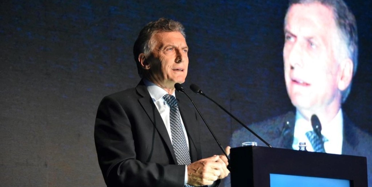 Video: Mauricio Macri inició un discurso con un texto escrito de ChatGPT